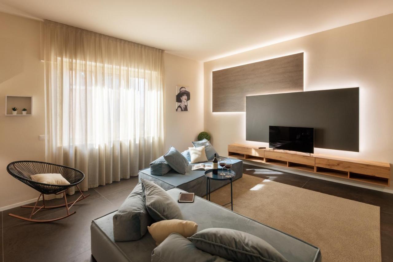 100Towers Deluxe Apartment アルバ エクステリア 写真